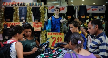 Vendas no comércio crescem 0,6% de agosto para setembro, diz IBGE